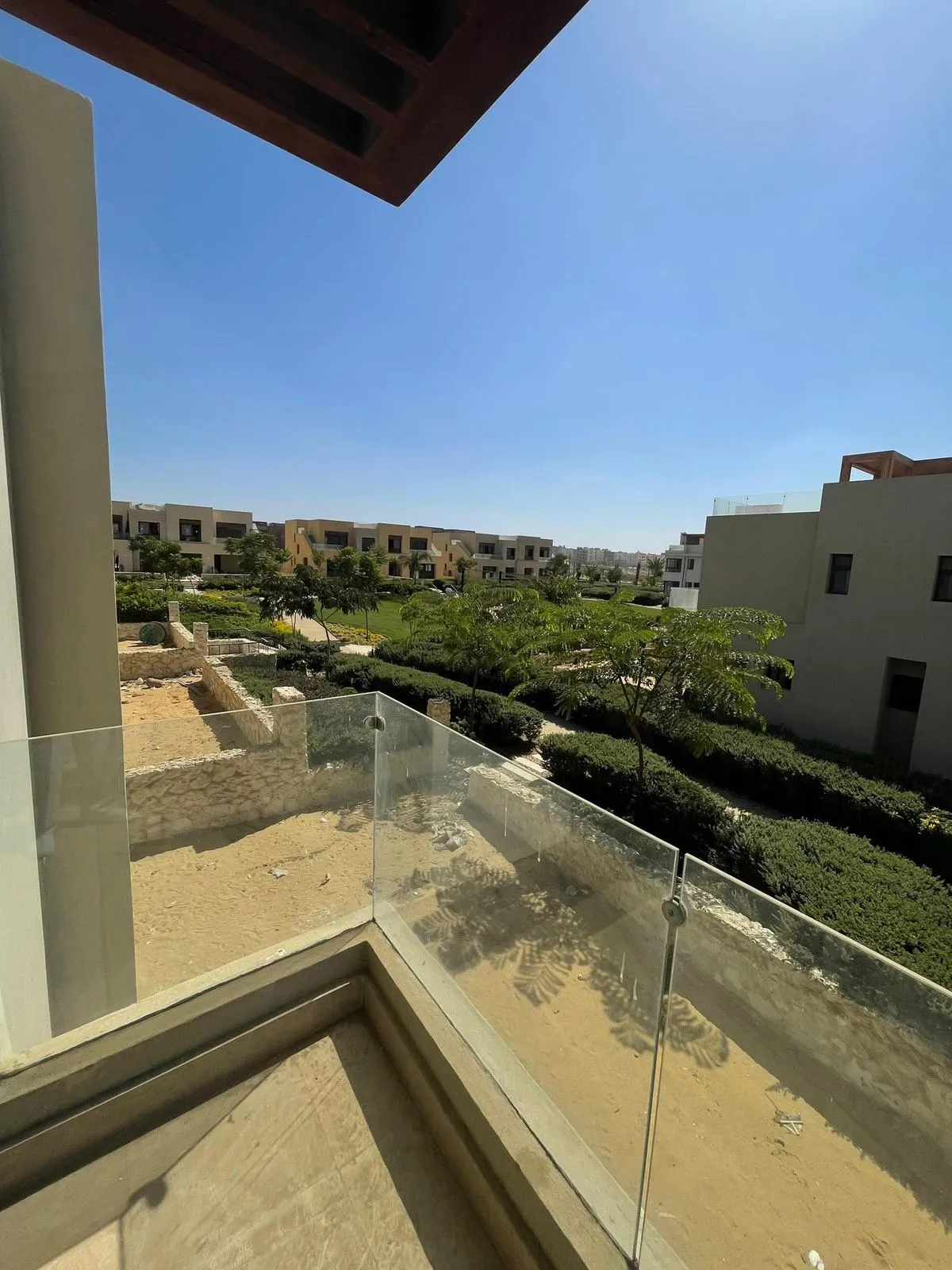  للبيع في أو ويست أوراسكوم في  بمساحة 0 م² تتكون من 0 غرف