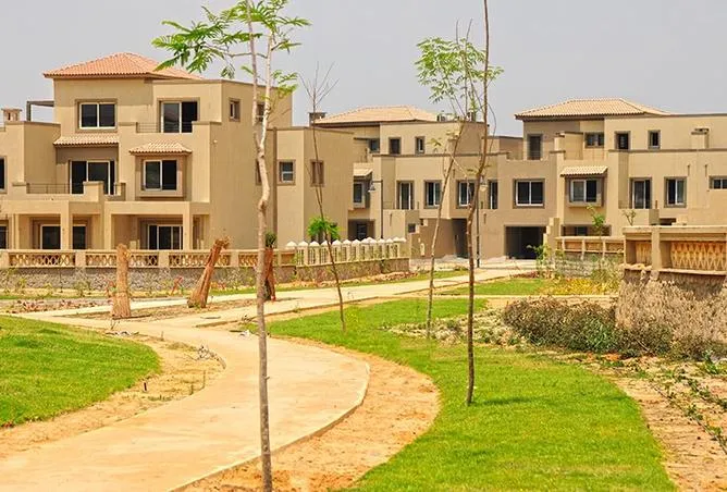  للبيع في  PK 2 بالم هيلز قطامية اكستنشن في  بمساحة 0 م² تتكون من 0 غرف