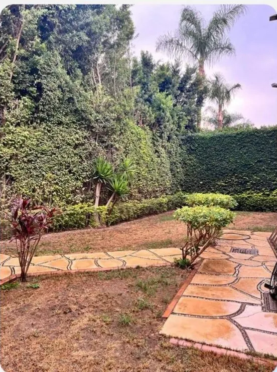 للبيع في الرحاب في بمساحة 0 م² تتكون من 0 غرف