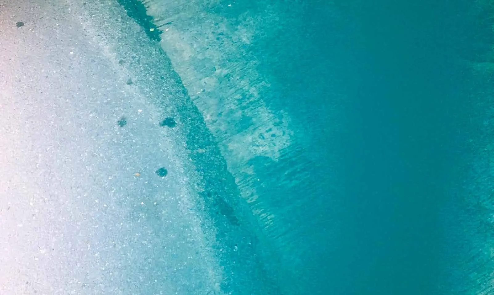  للبيع في بو أيلاند  في  بمساحة 0 م² تتكون من 0 غرف