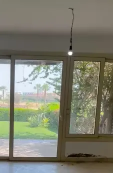 Villa for sale in Ein Bay  in Ain Sokhna of 370 m² with 7 bedrooms