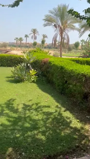 Villa for sale in Ein Bay  in Ain Sokhna of 370 m² with 7 bedrooms