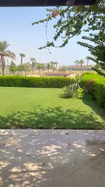 Villa for sale in Ein Bay  in Ain Sokhna of 370 m² with 7 bedrooms