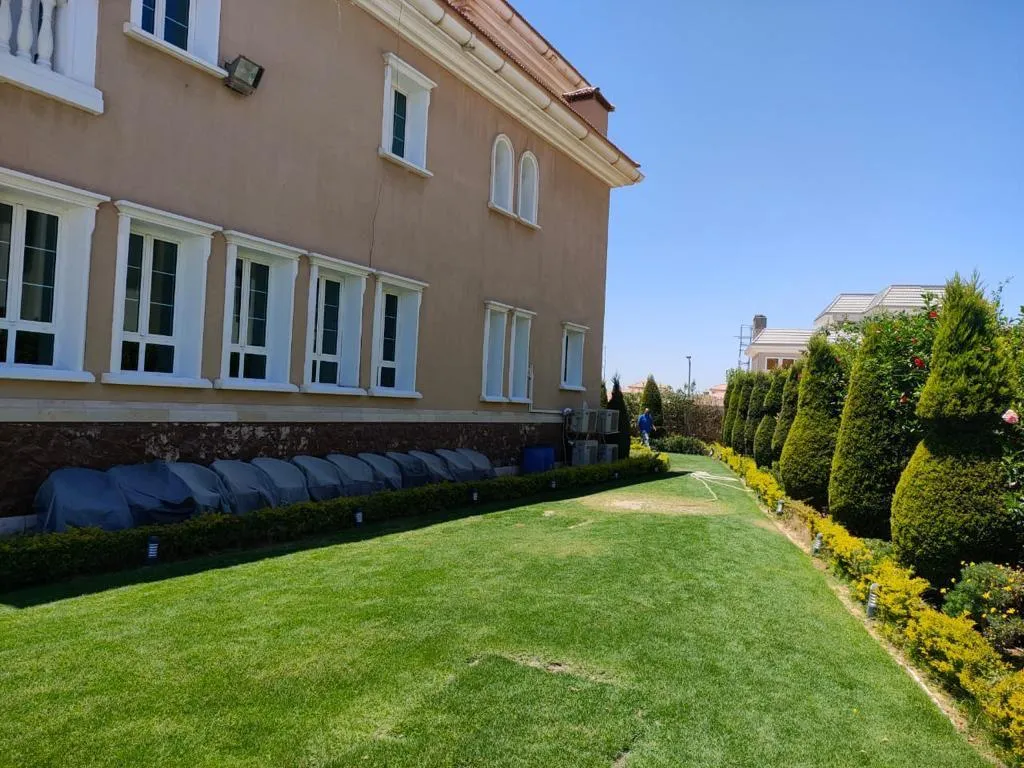 Villa for sale in Cairo Festival City in New Cairo of 700 m² with 4 bedrooms