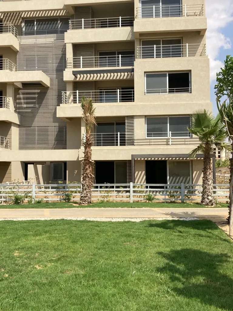  للبيع في كابيتال جاردنز في  بمساحة 0 م² تتكون من 0 غرف