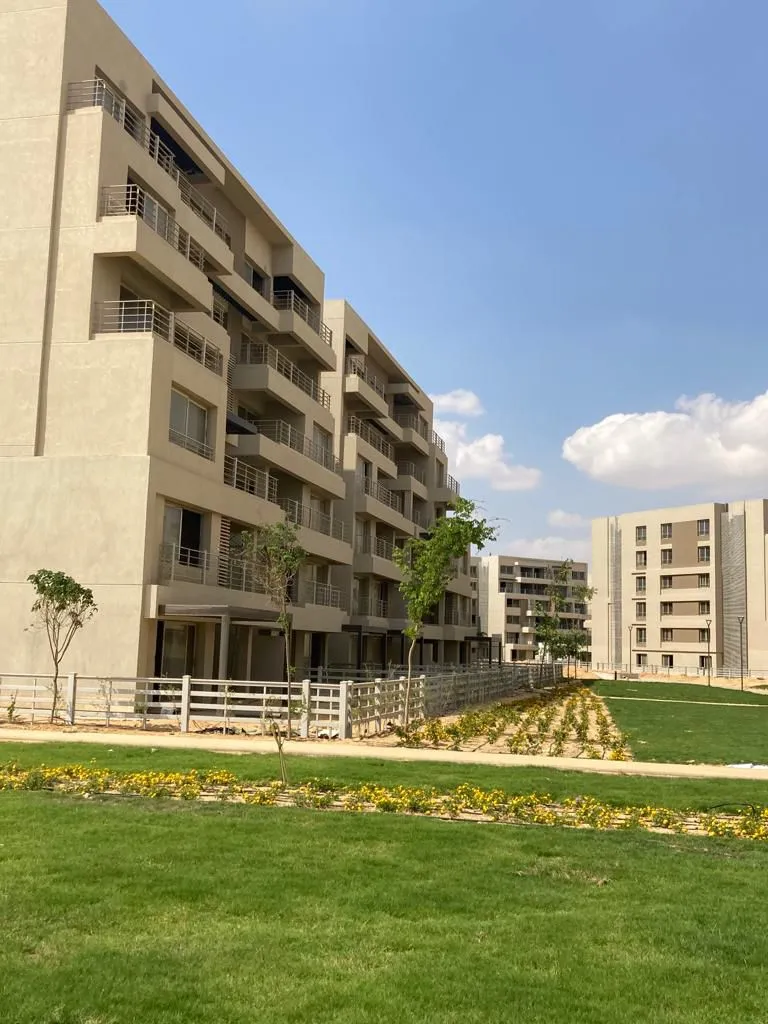  للبيع في كابيتال جاردنز في  بمساحة 0 م² تتكون من 0 غرف