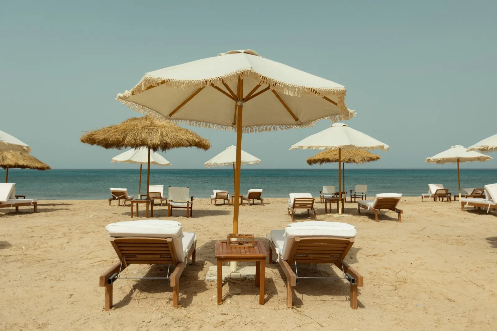  للبيع في بوهو السخنة في  بمساحة 0 م² تتكون من 0 غرف