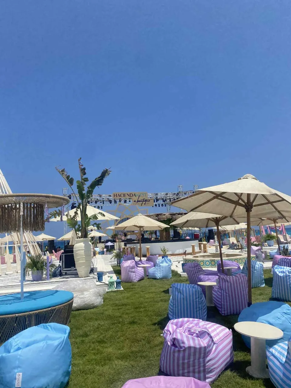 للبيع في هاسيندا ويست في بمساحة 0 م² تتكون من 0 غرف