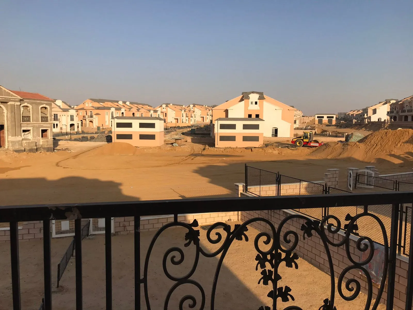 Townhouse for sale in Layan in New Cairo of 279 m² with 4 bedrooms