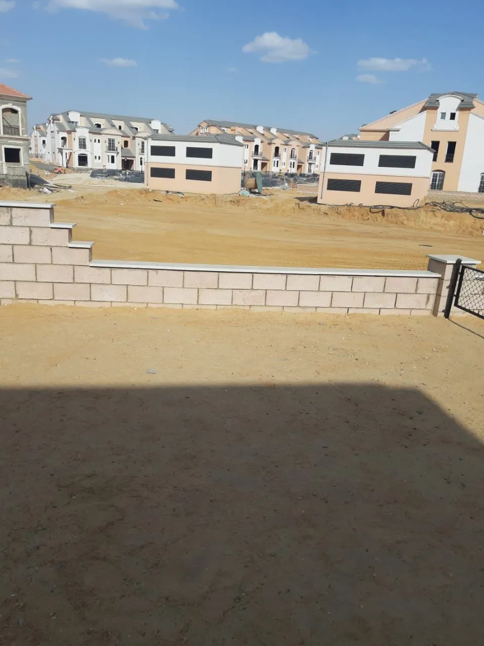 Townhouse for sale in Layan in New Cairo of 279 m² with 4 bedrooms