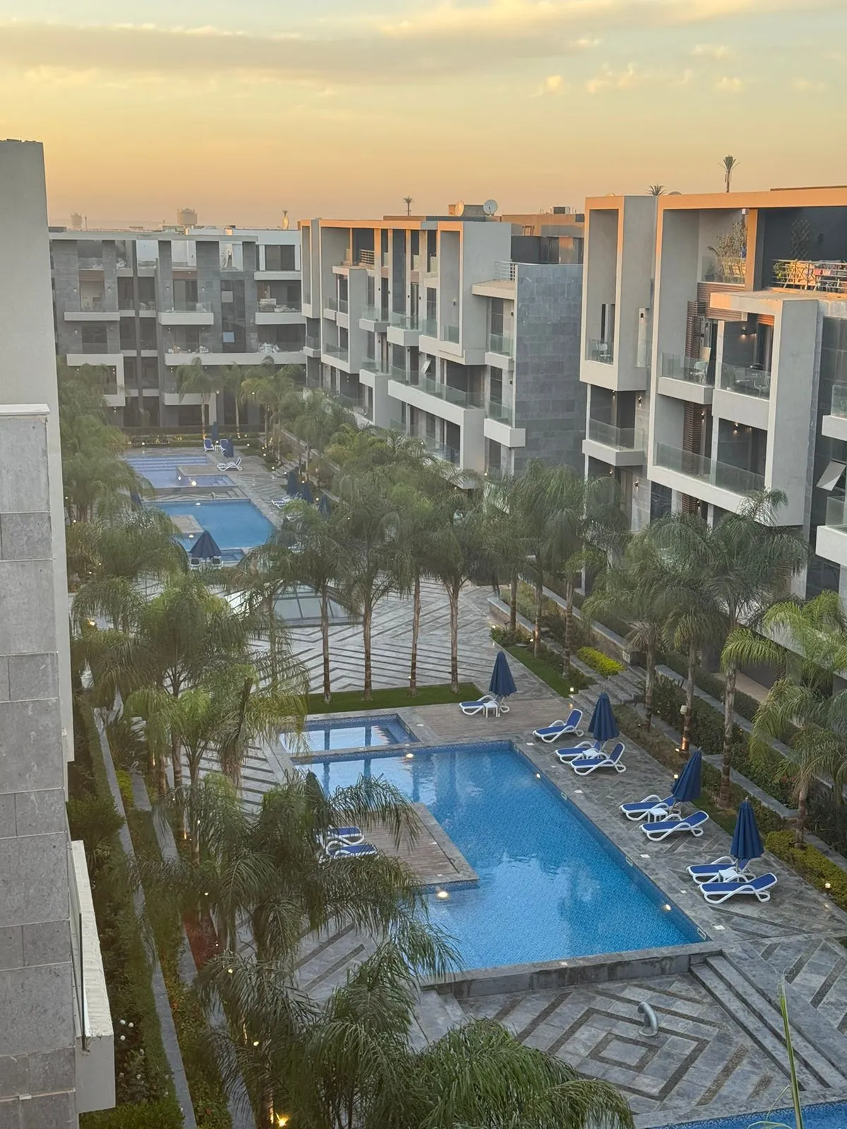 Apartment for sale in El Patio Casa in El Shorouk of 310 m² with 3 bedrooms
