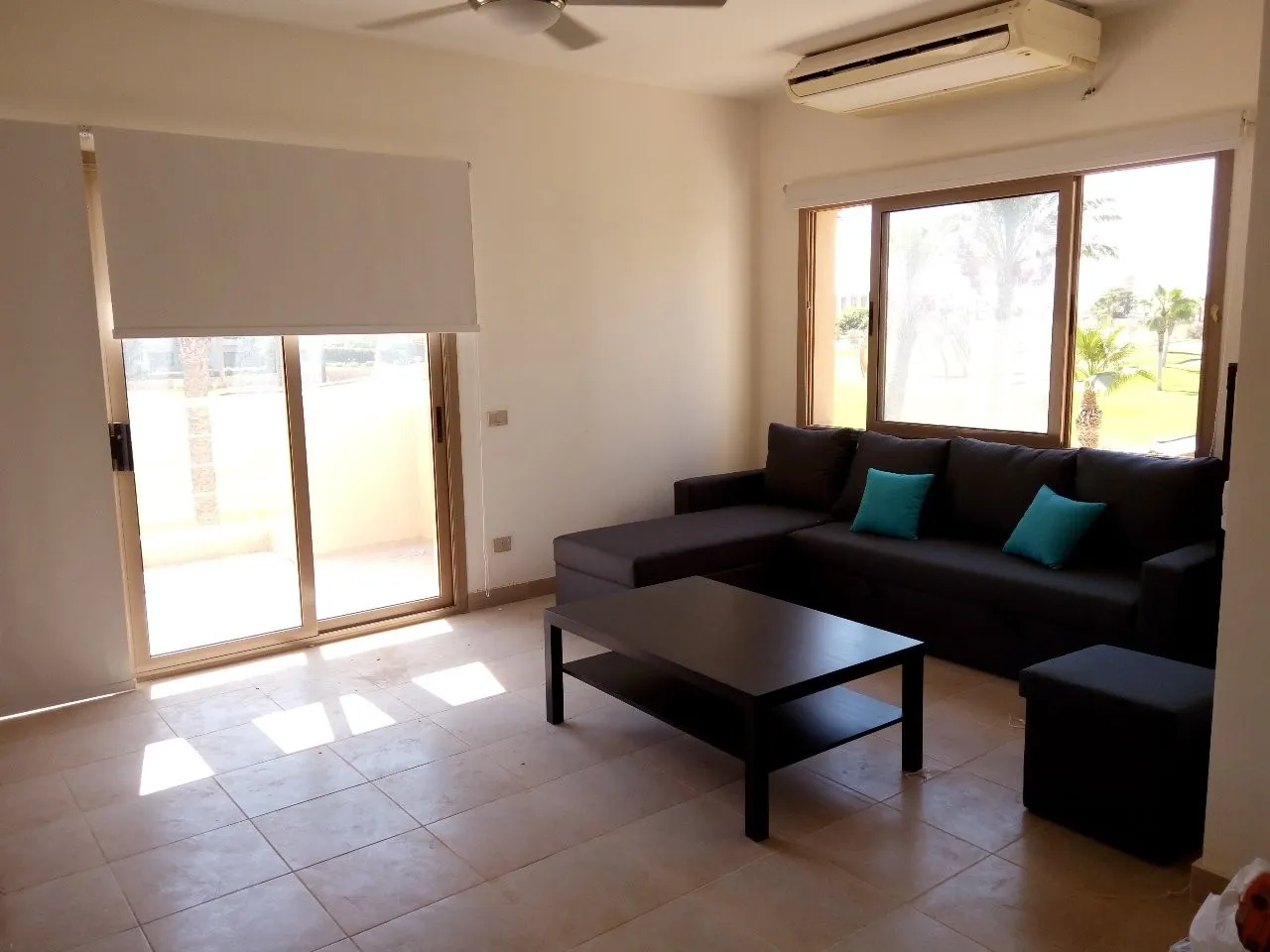 Chalet for sale in Little Venice in Ain Sokhna of 104 m² with 2 bedrooms