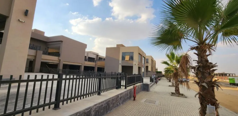 للبيع في فيلدج جاردن قطامية في بمساحة 0 م² تتكون من 0 غرف