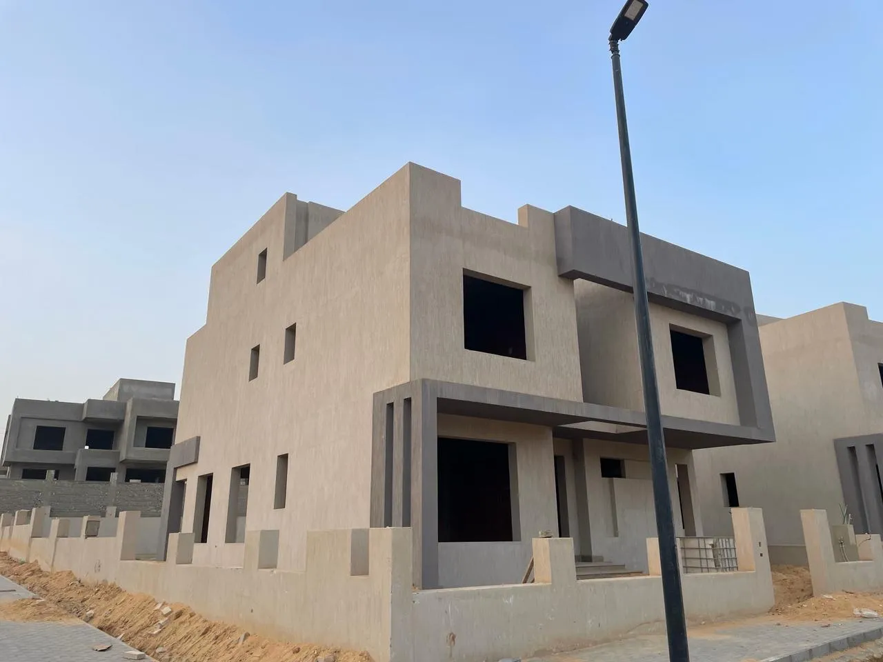 Villa for sale in Grand Heights in 6th of October City of 410 m² with 6 bedrooms