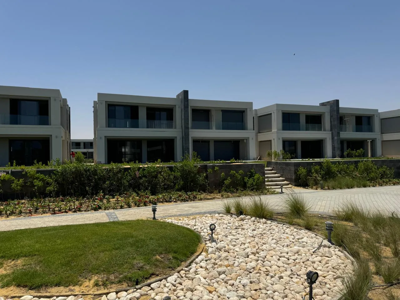 للبيع في لافيستا رأس الحكمة في بمساحة 0 م² تتكون من 0 غرف