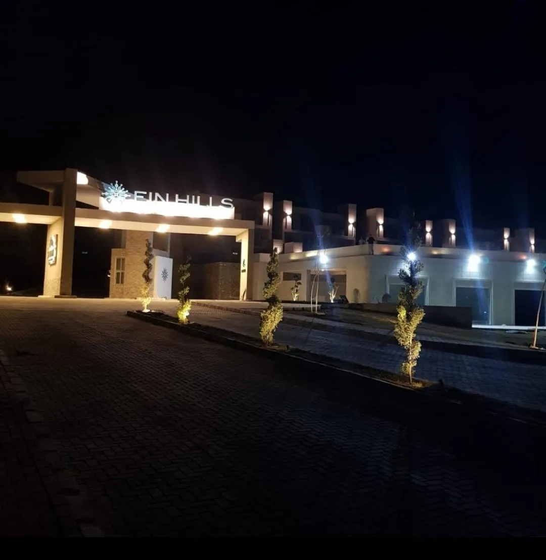 Chalet for sale in Ein Hills in Ain Sokhna of 110 m² with 2 bedrooms