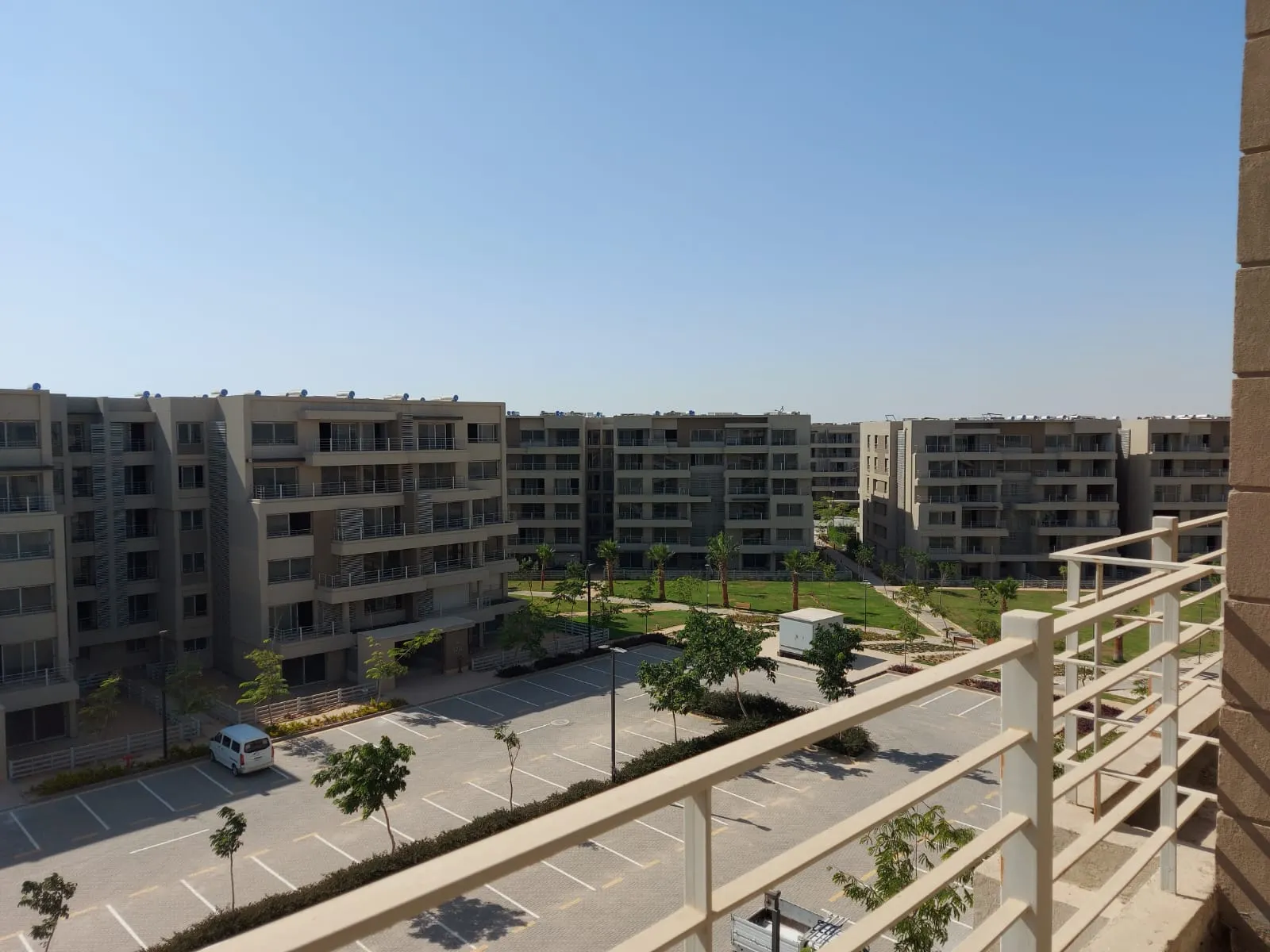 Apartment for sale in Capital Gardens in New Cairo of 254 m² with 4 bedrooms