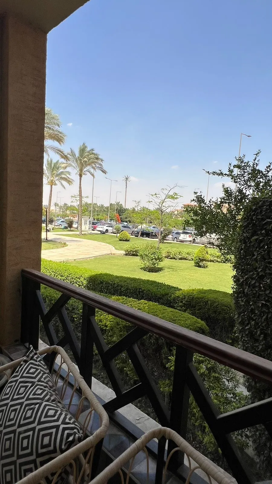 Apartment for sale in El Rehab in New Cairo of 280 m² with 3 bedrooms