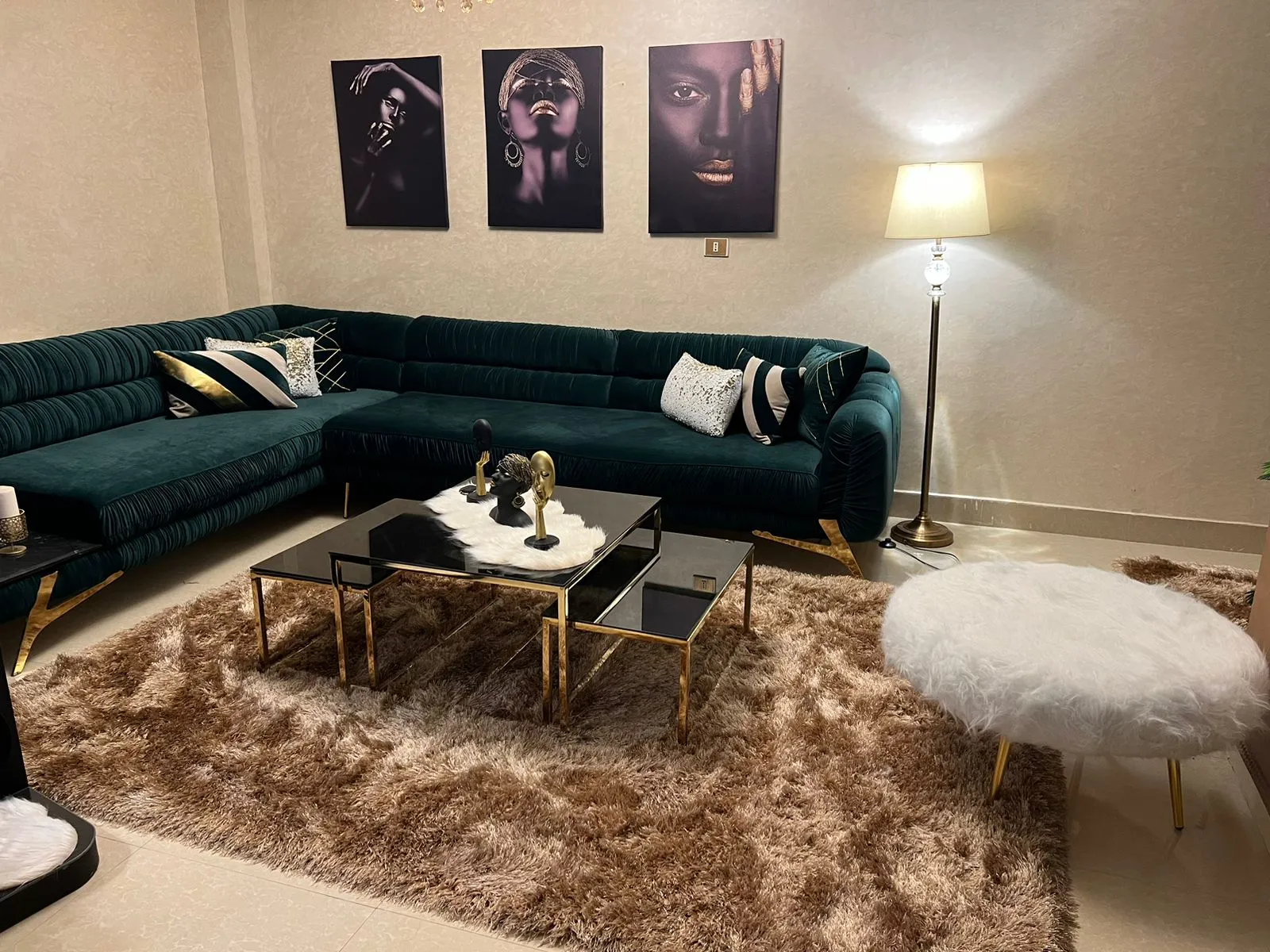 Apartment for sale in El Rehab in New Cairo of 176 m² with 3 bedrooms