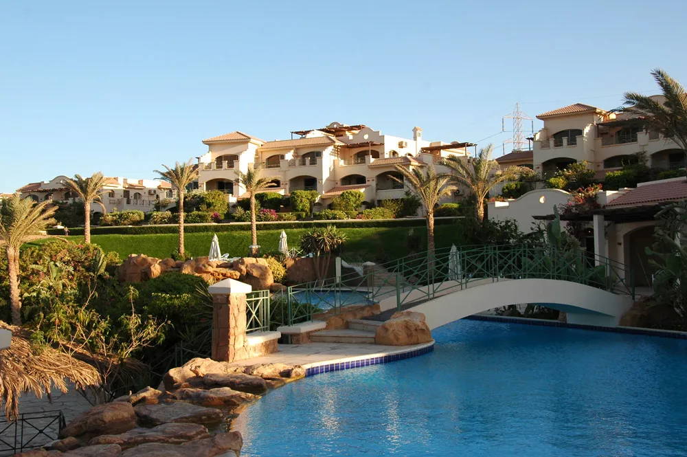 Chalet for sale in La Vista 1 in Ain Sokhna of 110 m² with 3 bedrooms