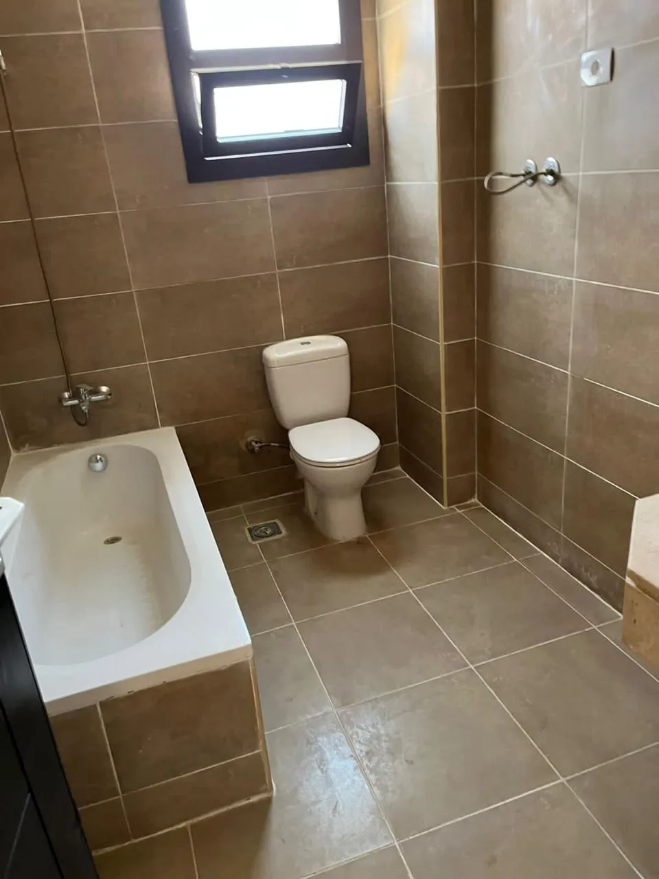 Twinhouse for sale in Address East in New Cairo of 315 m² with 5 bedrooms
