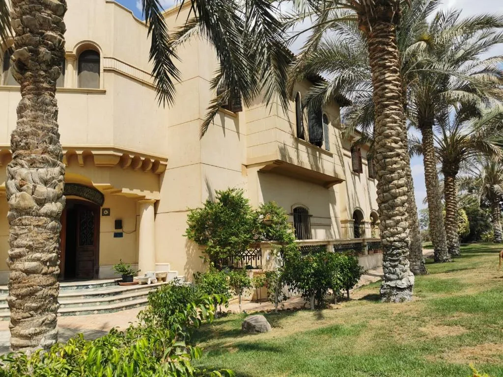 Villa for sale in City View in 6th of October City of 1500 m² with 4 bedrooms