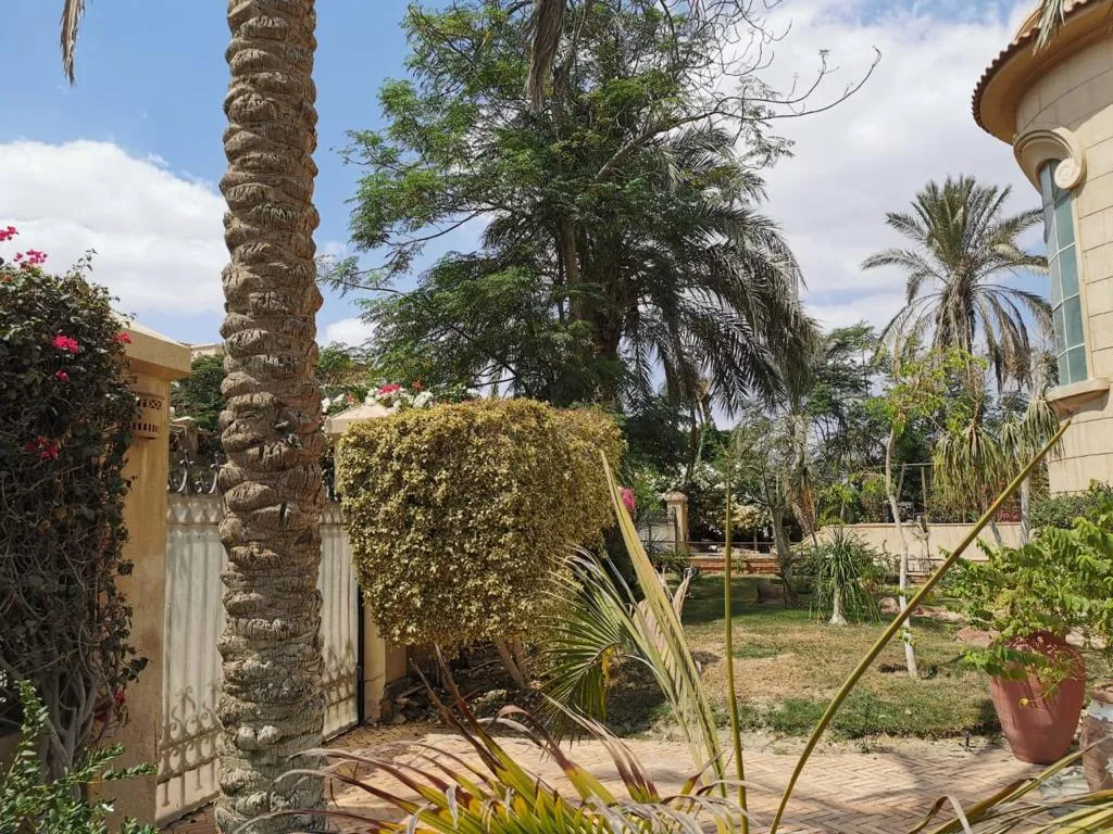 Villa for sale in City View in 6th of October City of 1500 m² with 4 bedrooms
