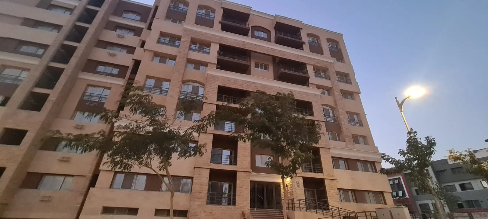 Apartment for sale in Al Maqsad in New Capital City of 121 m² with 3 bedrooms