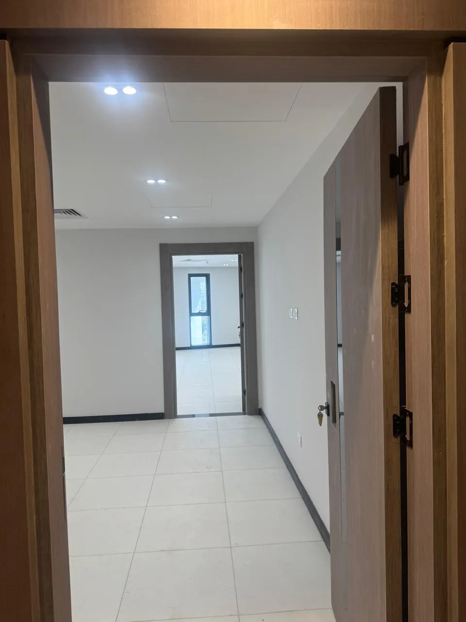 Medical for sale in Central Avenue in El Sheikh Zayed of 103 m² with 2 bedrooms