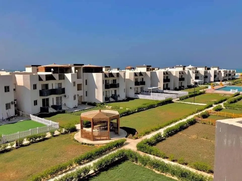 Chalet for sale in White Bay in Ras El Hekma of 75 m² with 2 bedrooms