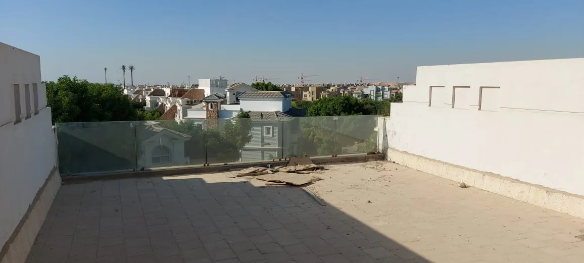 للبيع في ازار القاهرة الجديدة في بمساحة 0 م² تتكون من 0 غرف