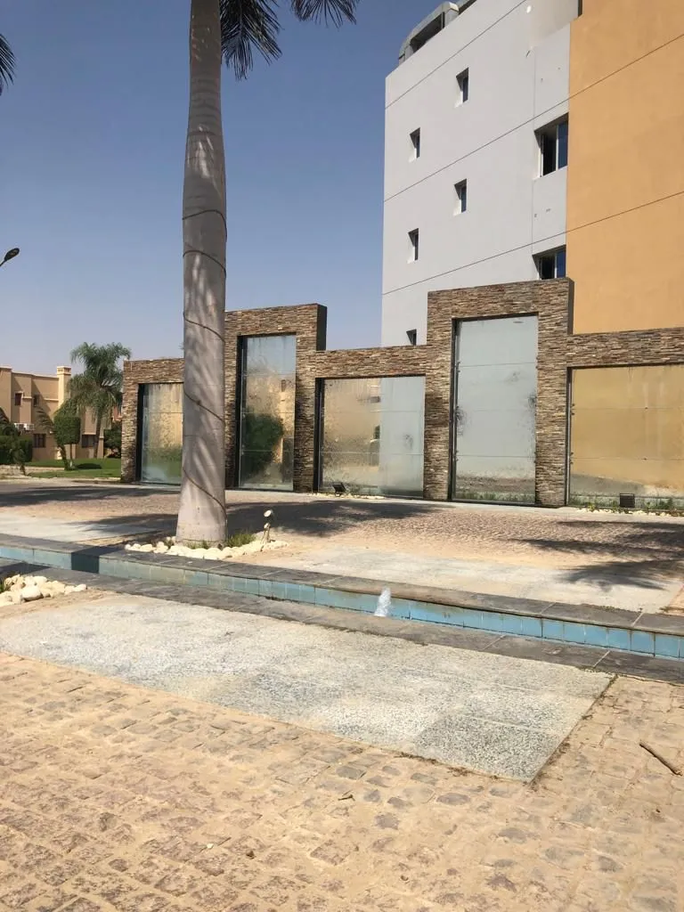  للبيع في نيست  في  بمساحة 0 م² تتكون من 0 غرف