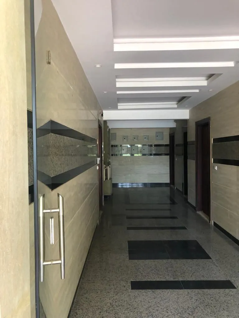  للبيع في نيست  في  بمساحة 0 م² تتكون من 0 غرف