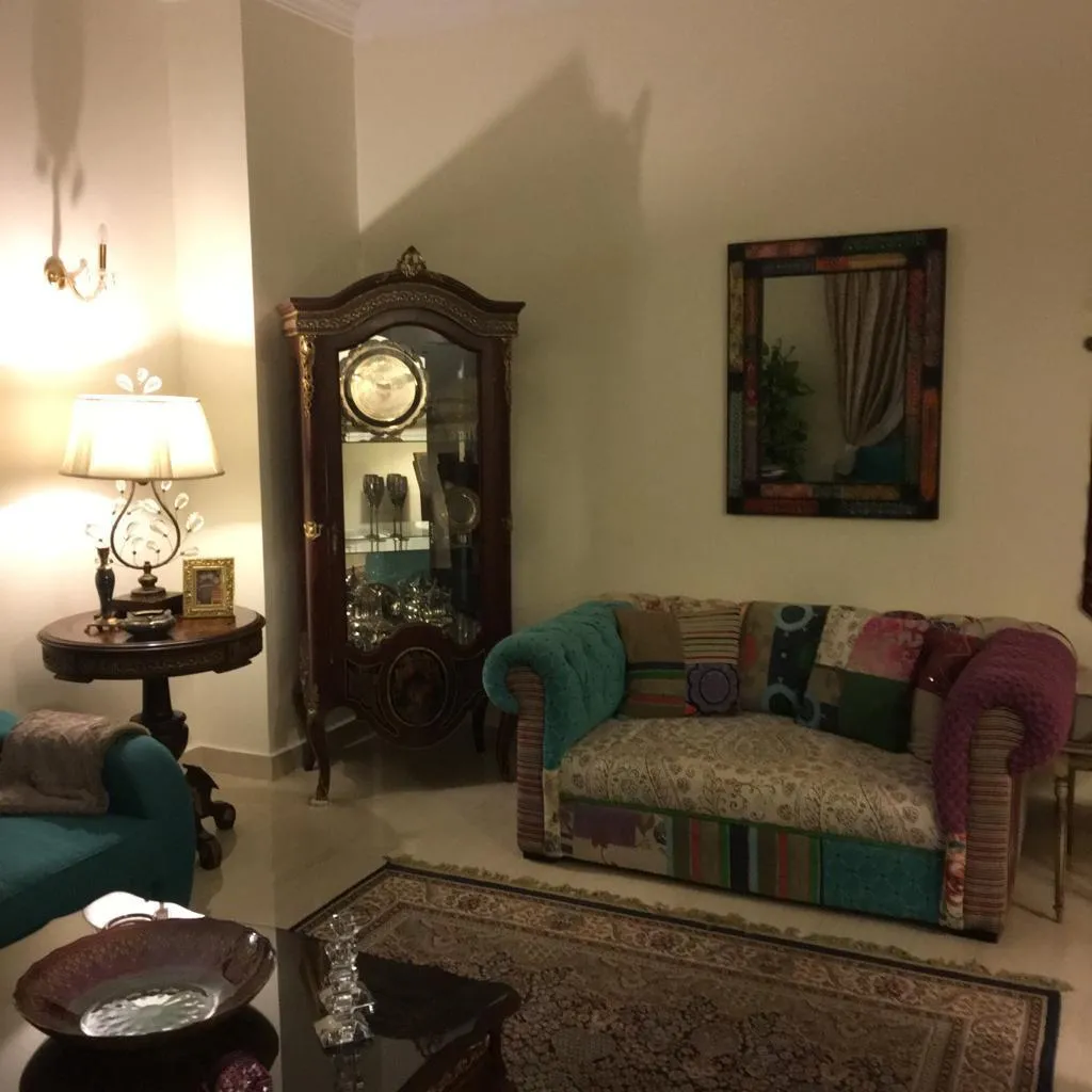  for sale in Beverly Hills in  of 0 m² with 0 bedrooms