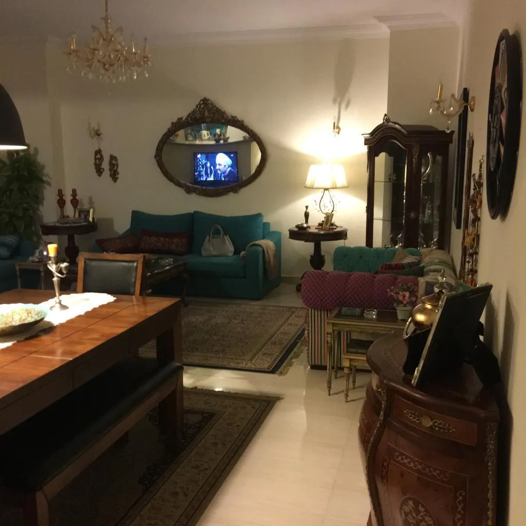  for sale in Beverly Hills in  of 0 m² with 0 bedrooms