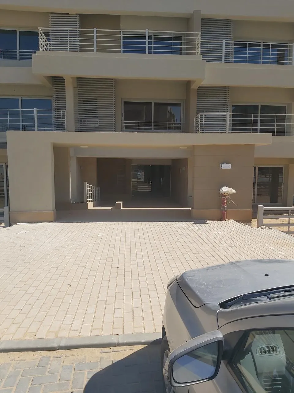 Apartment for sale in Capital Gardens in New Cairo of 206 m² with 3 bedrooms