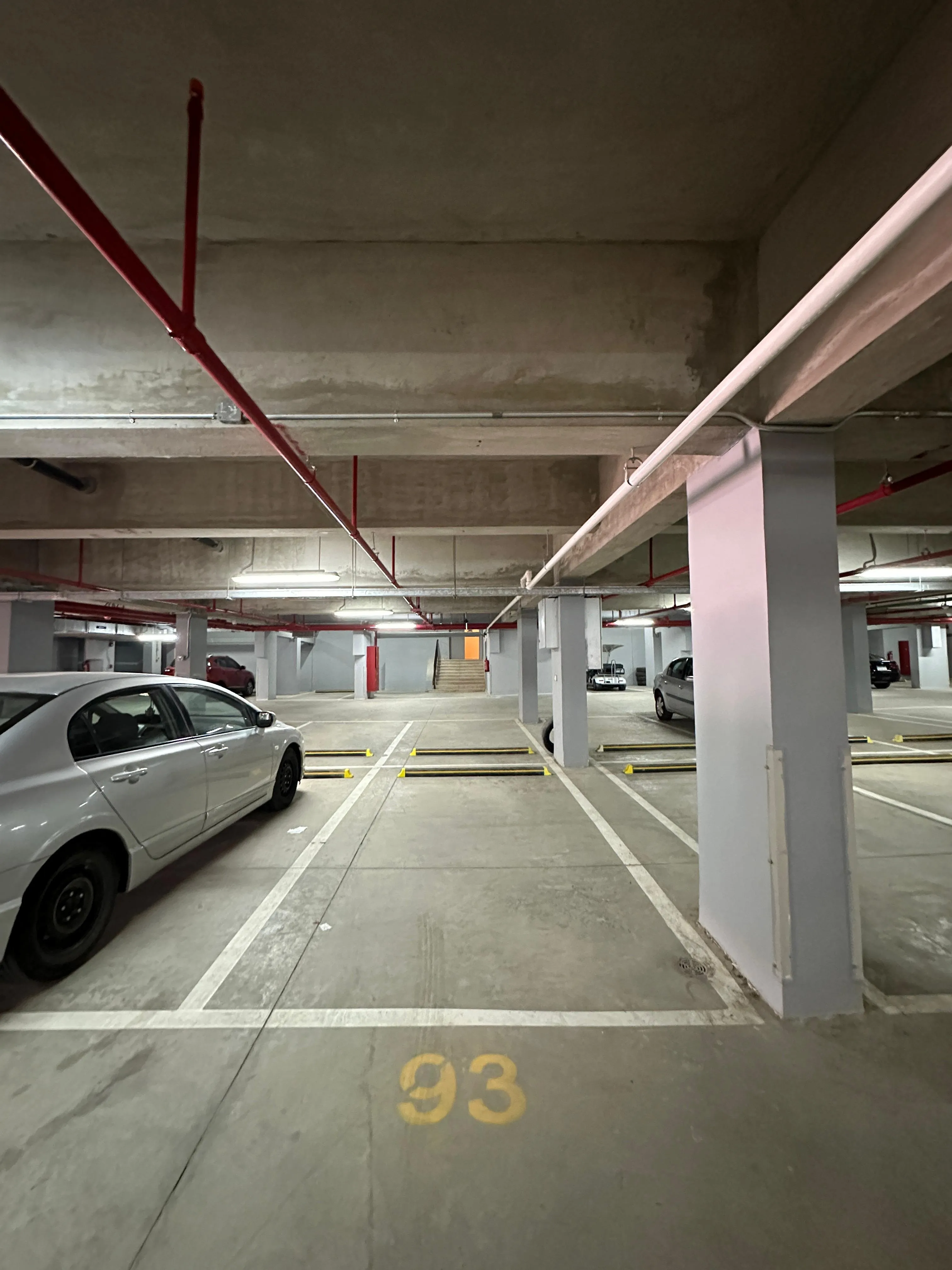  للبيع في هايد بارك في  بمساحة 0 م² تتكون من 0 غرف