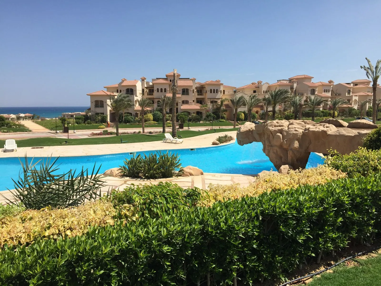 Chalet for sale in La Vista 3 in Ain Sokhna of 140 m² with 3 bedrooms