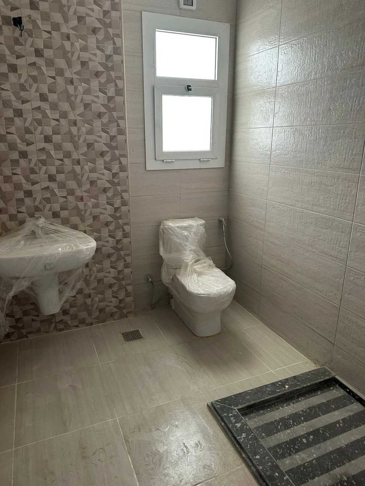 Apartment for sale in Mazarine in Al Alamein of 251 m² with 3 bedrooms