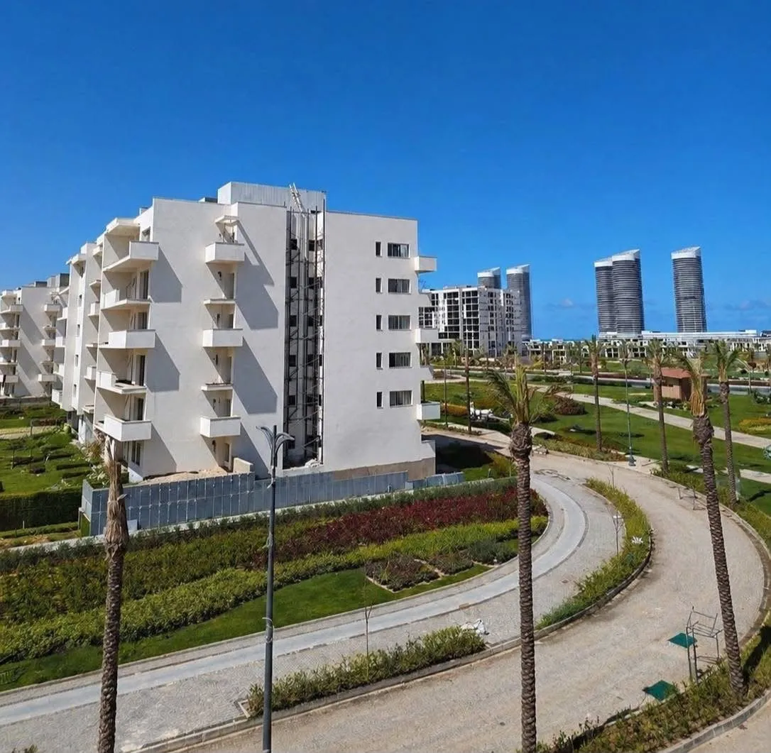Apartment for sale in Mazarine in Al Alamein of 251 m² with 3 bedrooms