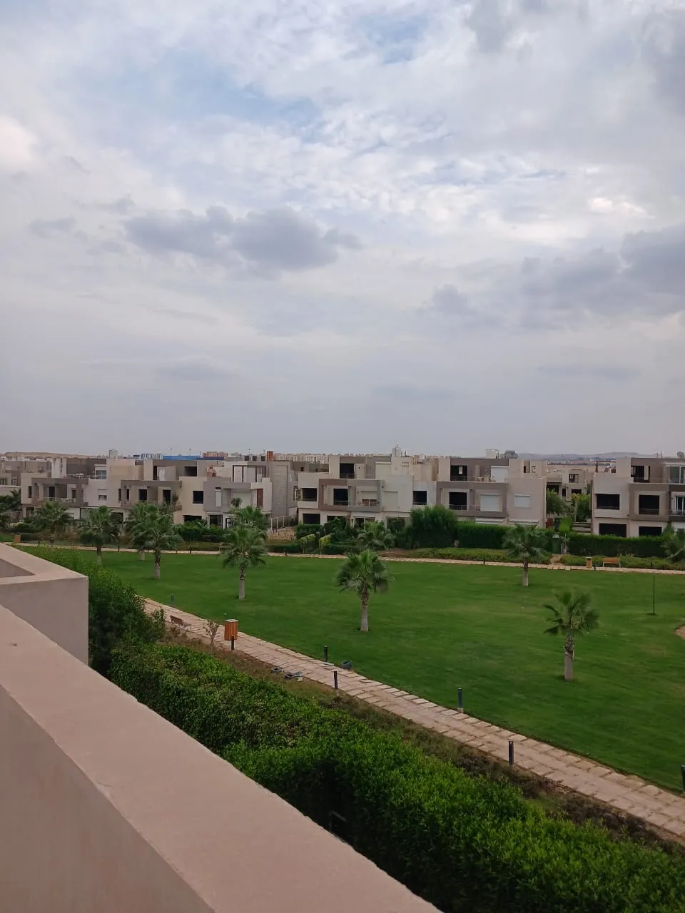 Townhouse for sale in Woodville in 6th of October City of 260 m² with 3 bedrooms