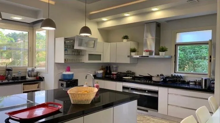 Villa for sale in Jeera in El Sheikh Zayed of 500 m² with 5 bedrooms