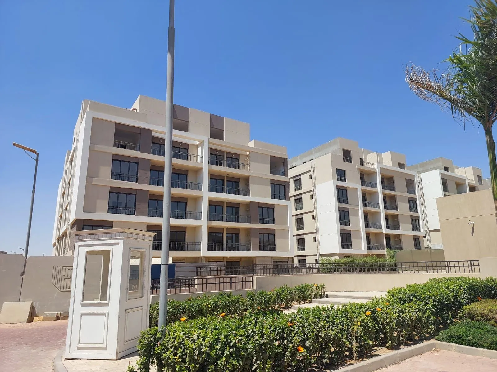 للبيع في فيفث سكوير المراسم في بمساحة 0 م² تتكون من 0 غرف