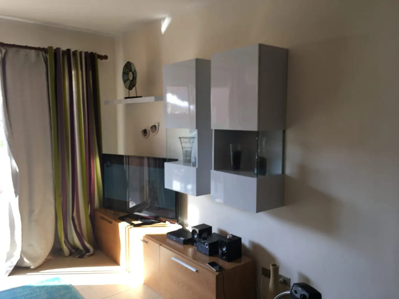  للبيع في بلومار في  بمساحة 0 م² تتكون من 0 غرف