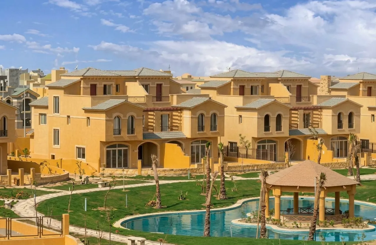 Villa for sale in Bellagio in New Cairo of 475 m² with 6 bedrooms