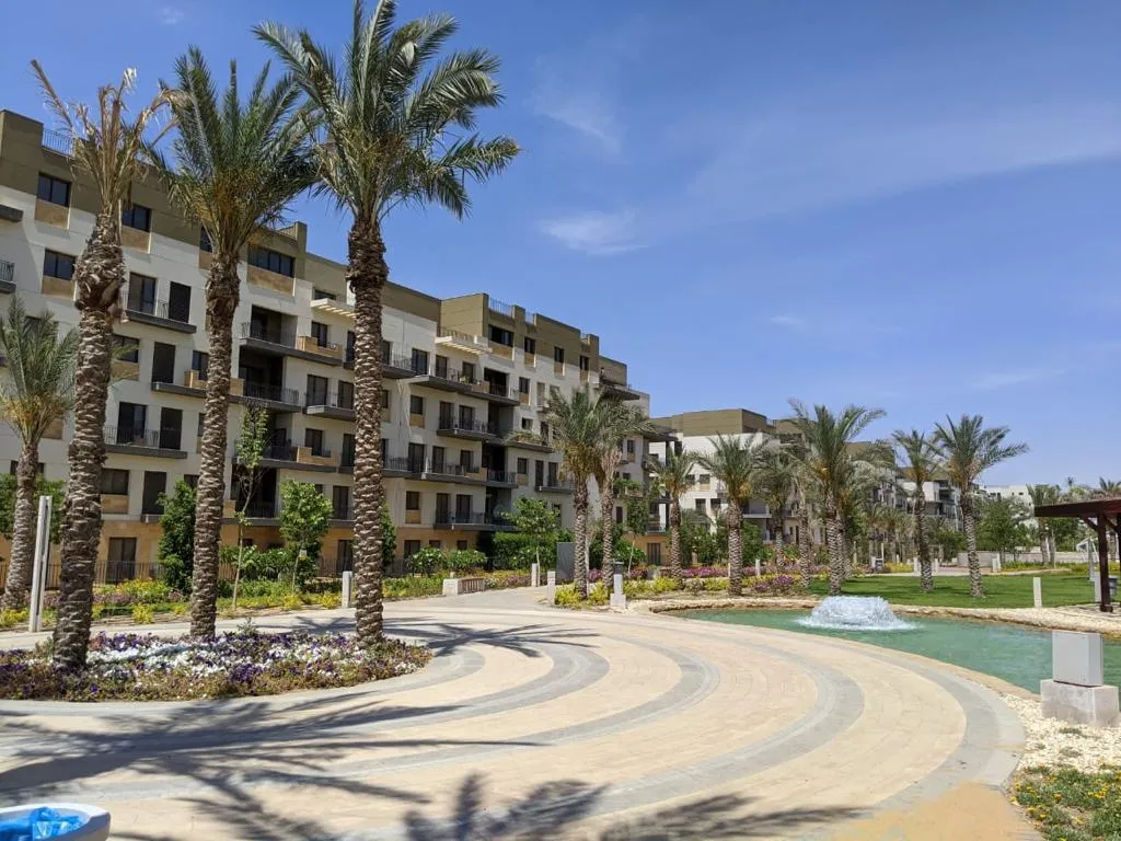 Duplex for sale in Eastown in New Cairo of 240 m² with 3 bedrooms
