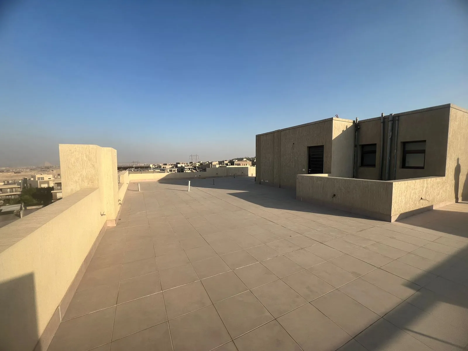  للبيع في سوديك إيست في  بمساحة 0 م² تتكون من 0 غرف