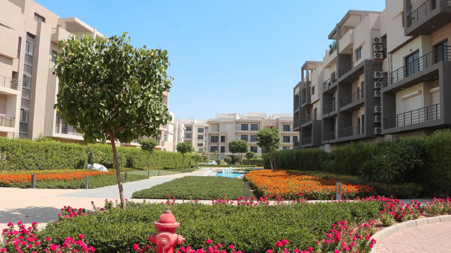 شقة للبيع في فيفث سكوير المراسم في القاهرة الجديدة بمساحة 160 م² تتكون من 3 غرف