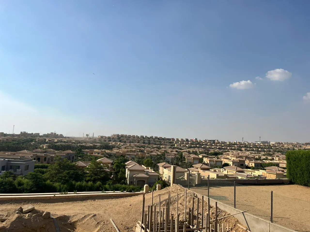  للبيع في ستون بارك في  بمساحة 0 م² تتكون من 0 غرف
