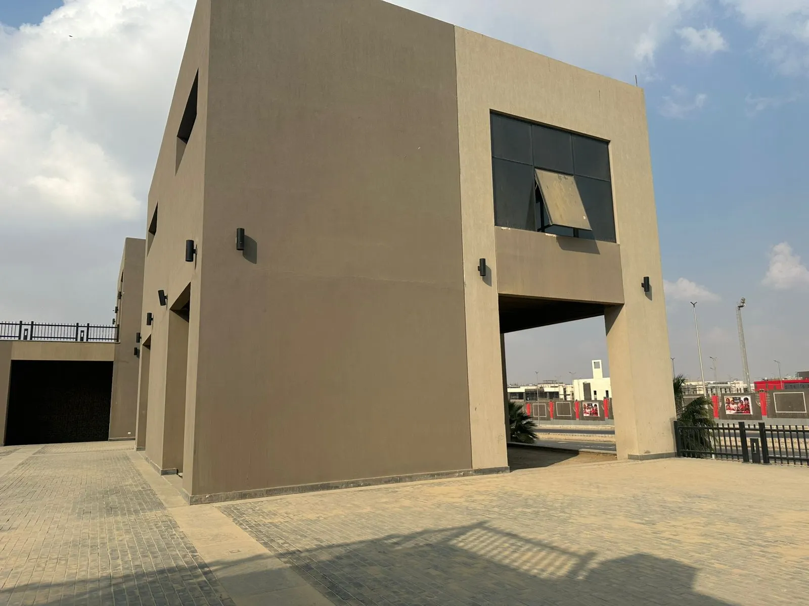 Retail for sale in Village Garden Katameya in New Cairo of 246 m² with 1 bedrooms